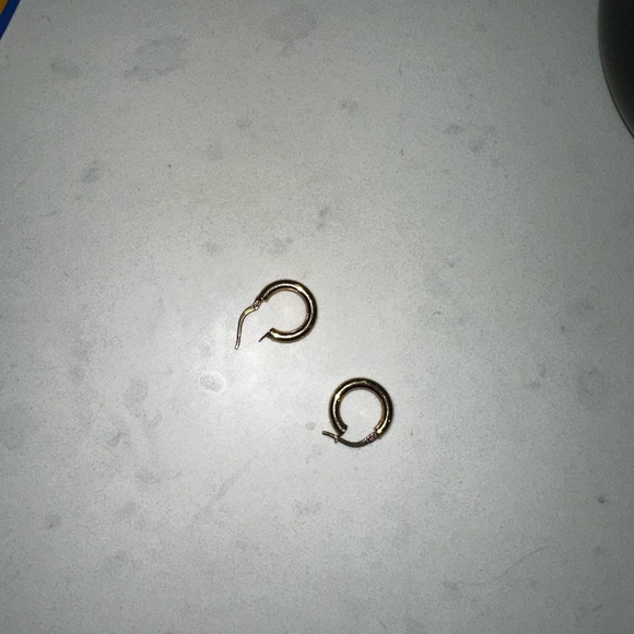 CATBIRD Grand Tubetti Gold Hoops (pair) - Size small 10 mm CURRENTLY SOLD OUT - Picture 4 of 5